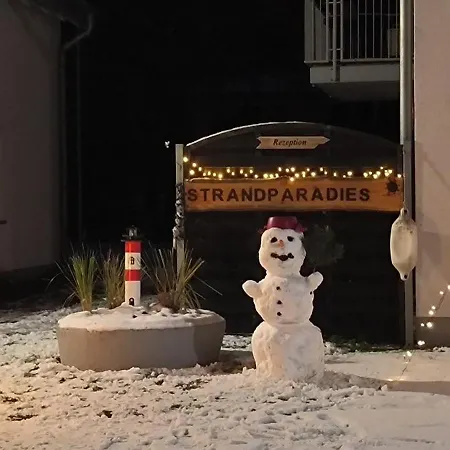 Strandparadies 7 アパート